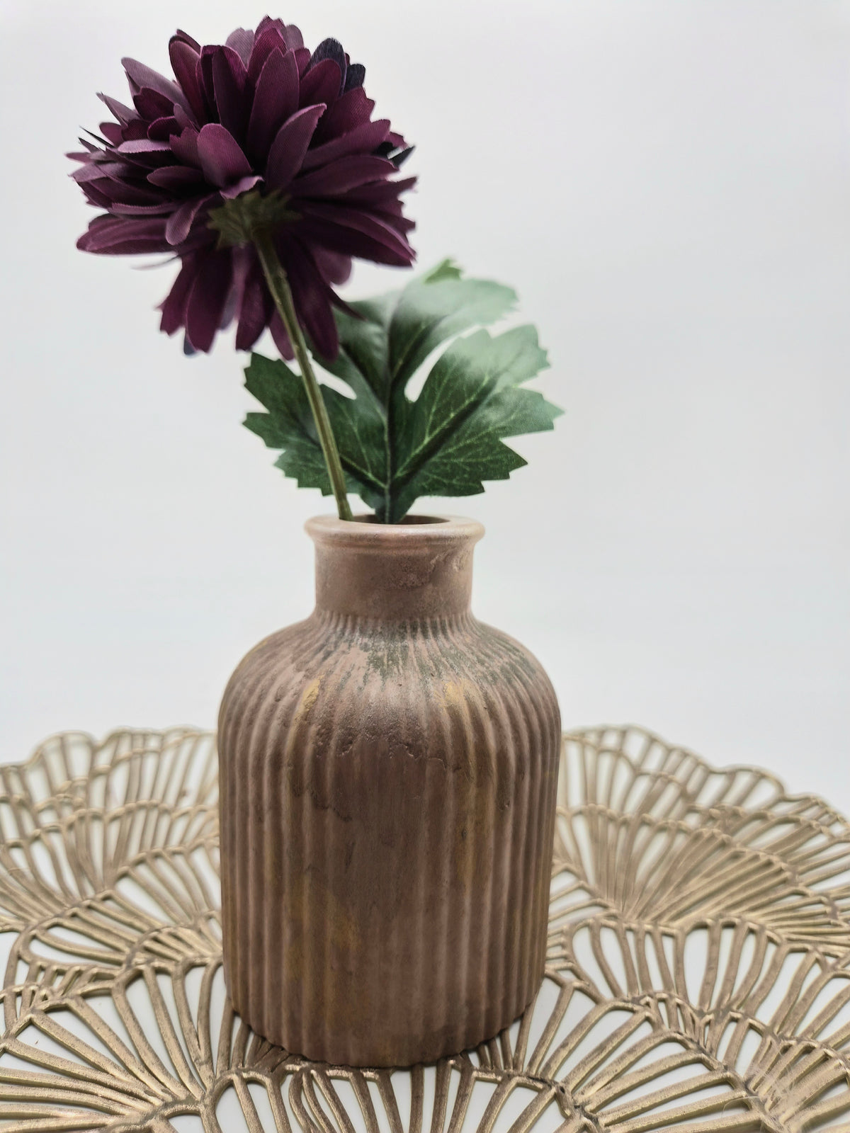 Round Ribbed Mini Vase