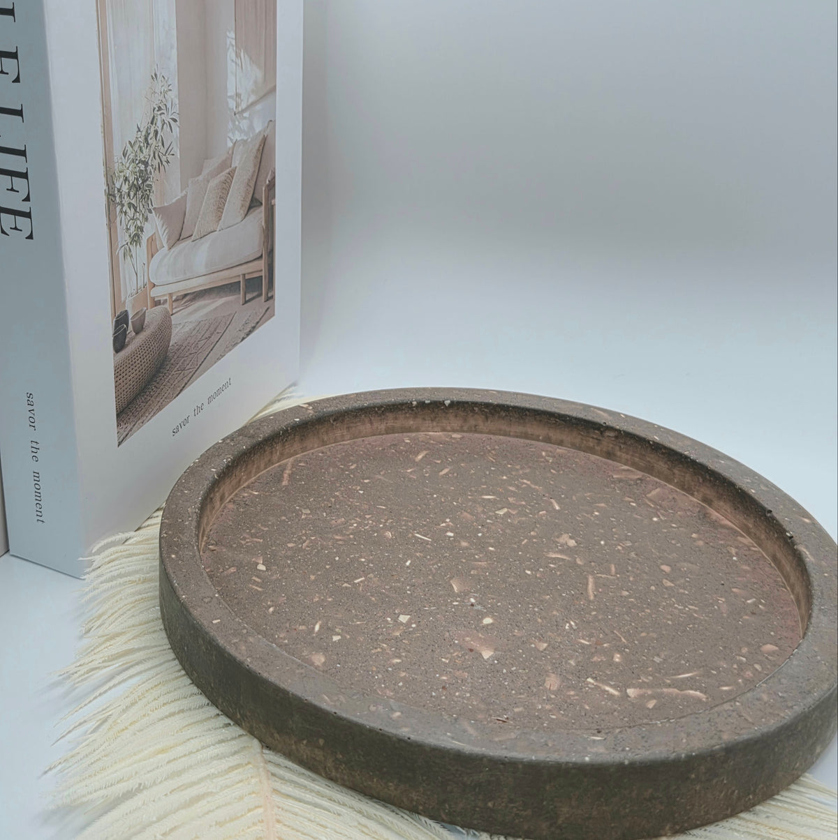 Edged Round Plate
