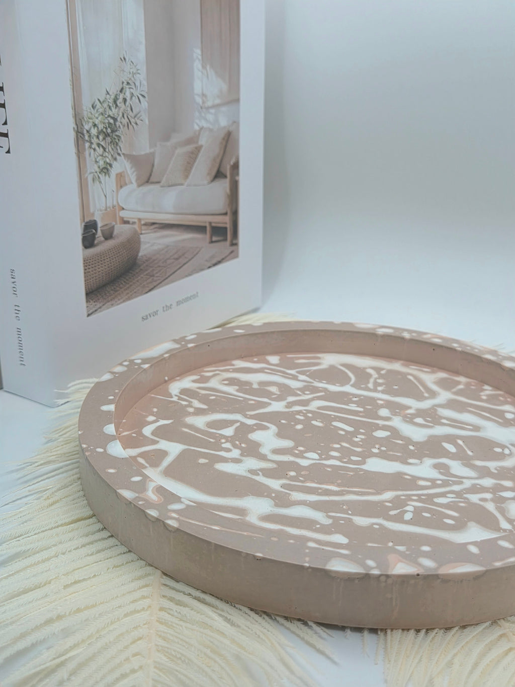 Edged Round Plate