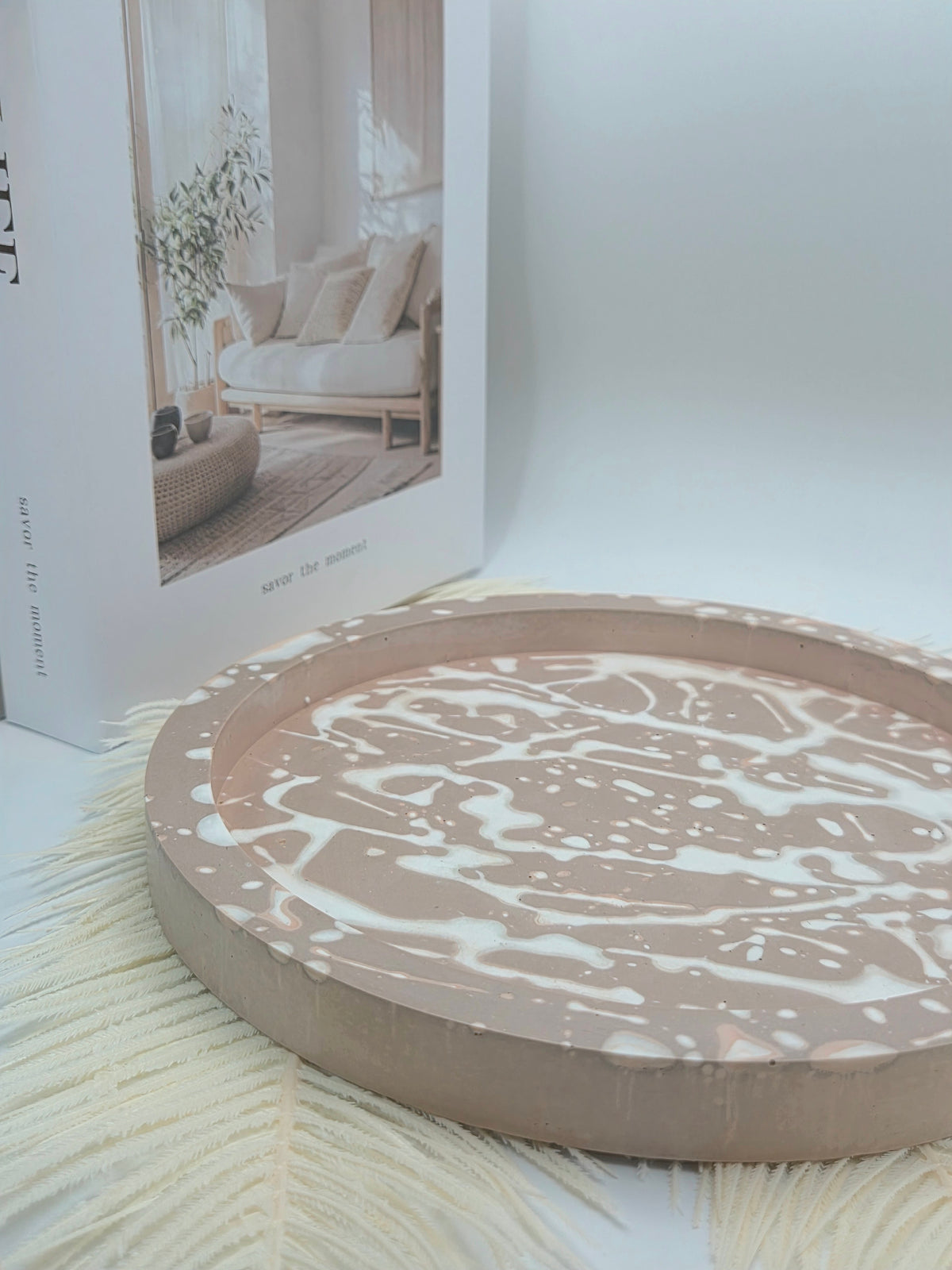 Edged Round Plate